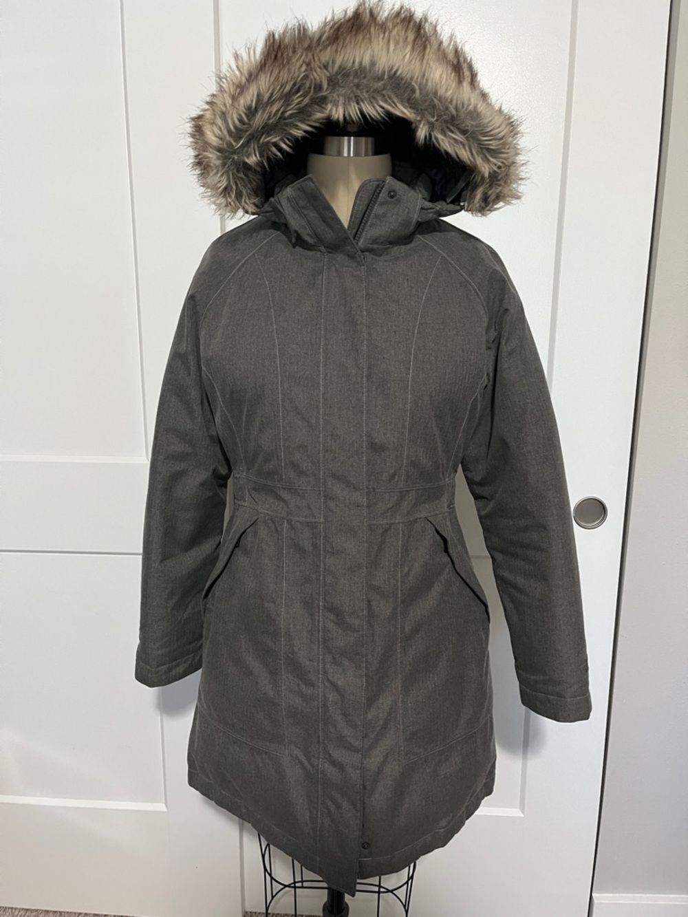 The North Face Women's Gray Hyvent Down Parka